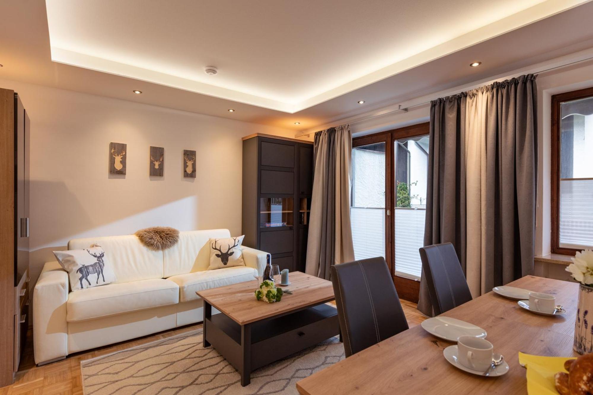 Ferienhaus Wildbarren - Alpenmagie Suites Oberaudorf Eksteriør billede